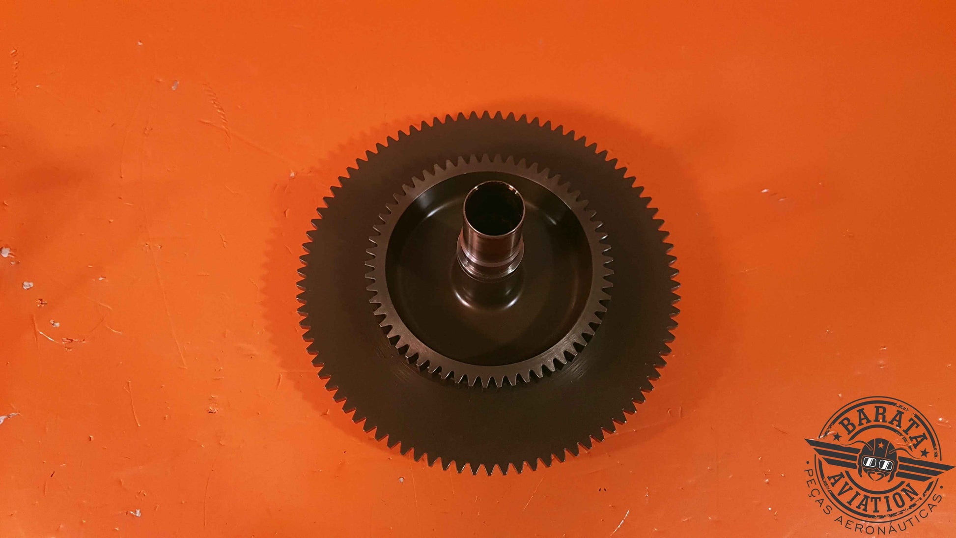 3058041-01   Pratt &  Whitney Gearshaft