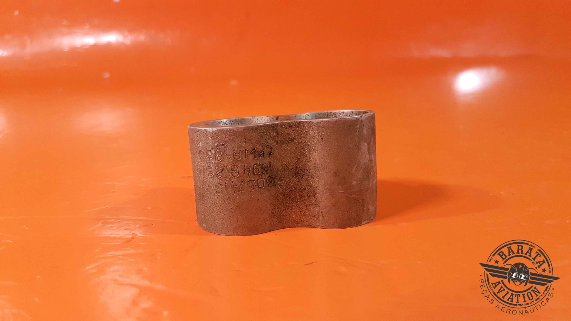 3057415-01   Pratt &  Whitney Coupling