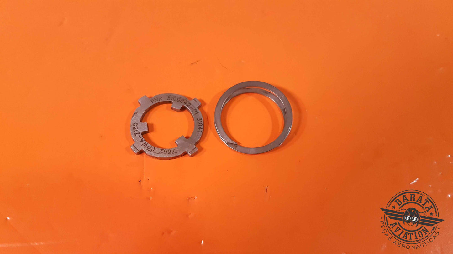 3109842-01   Pratt &  Whitney Washer