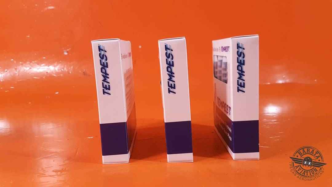 URHM38E Box of 12 new Tempest Spark Plugs - Massive Electrode - Novo