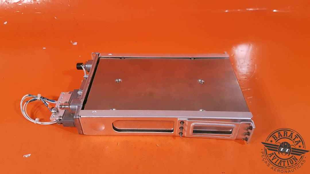 011-00779-10 Garmin GTX33 Transponder - 14/28 Vdc - W/ Mount Tray And Backplate 