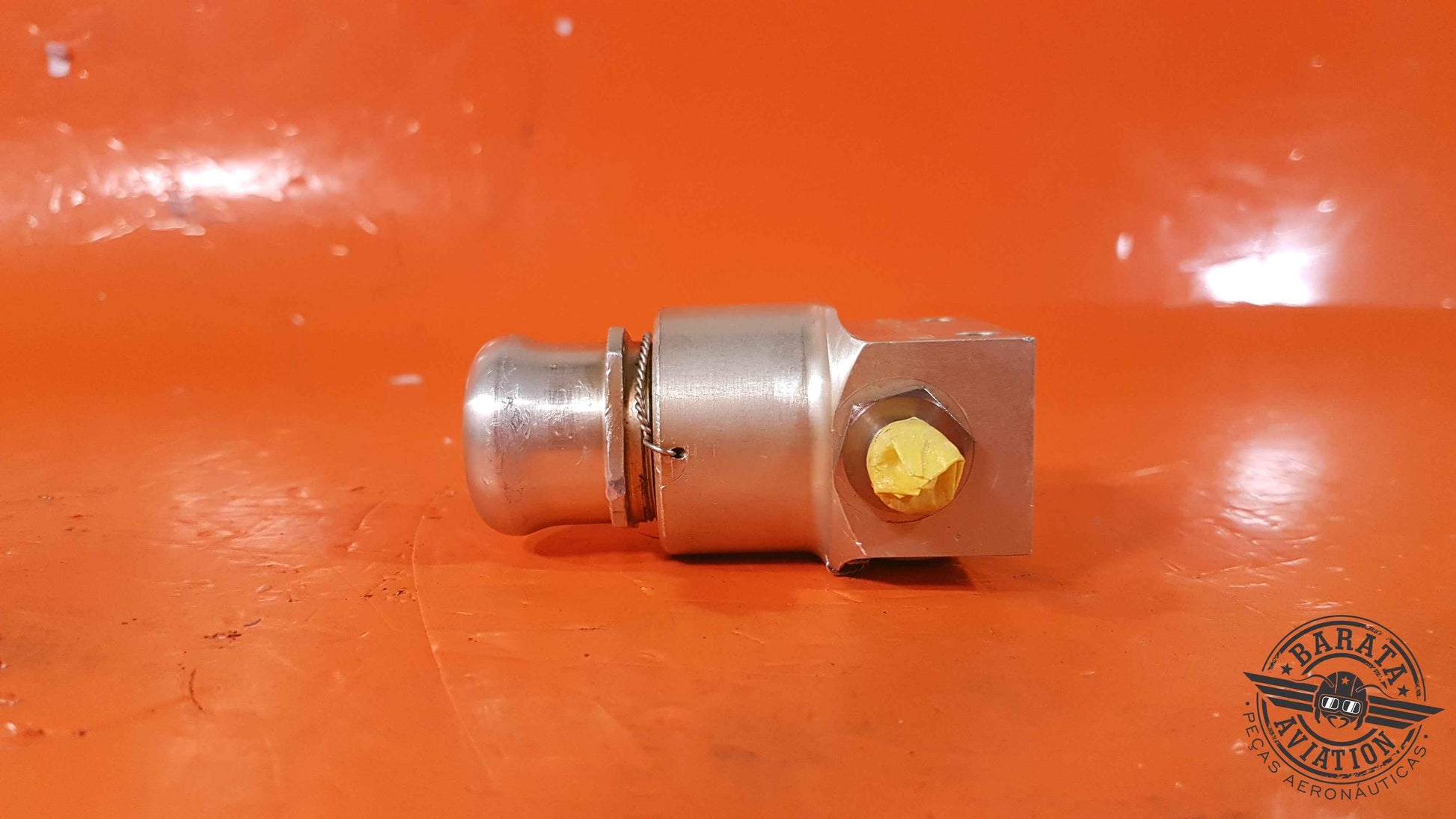 9914077-3 Cessna Hydraulic Filter Housing Assy