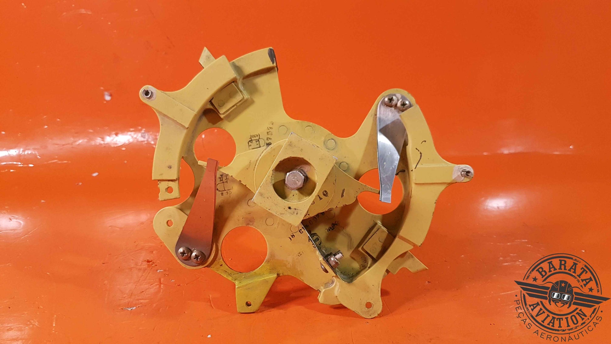 6260231-2 Upper Quadrant Assy