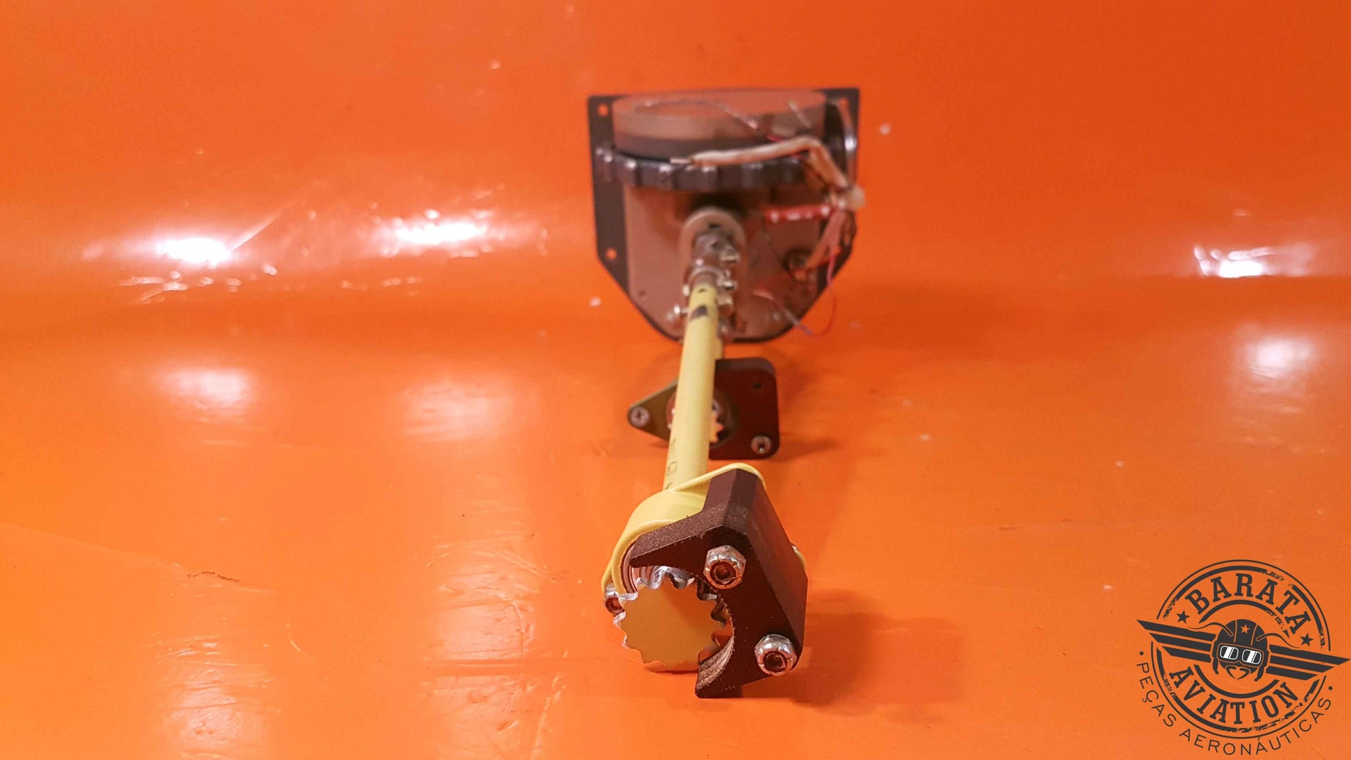 528101-4  Condec Control Assy - Roll and Yaw Trim