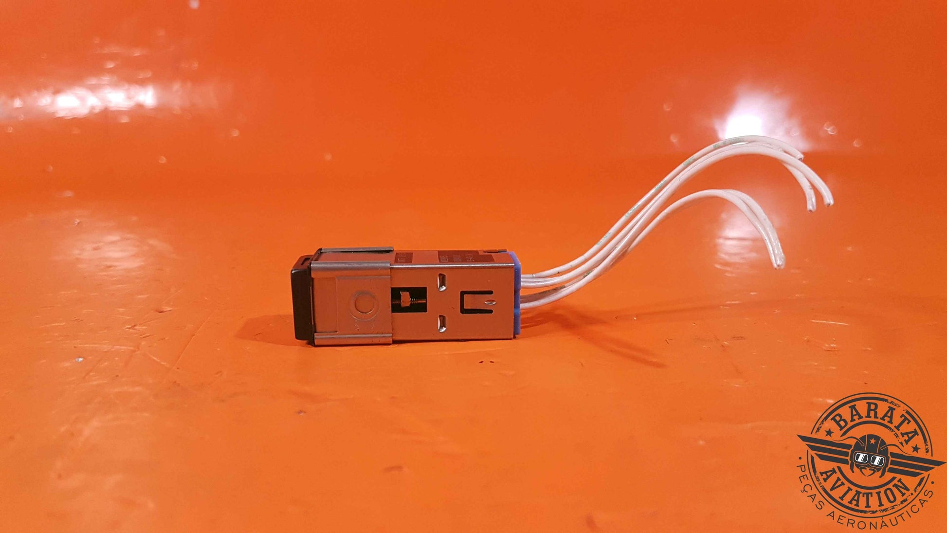 M22885-1084018 Aerospace Optics Annunciator Switch