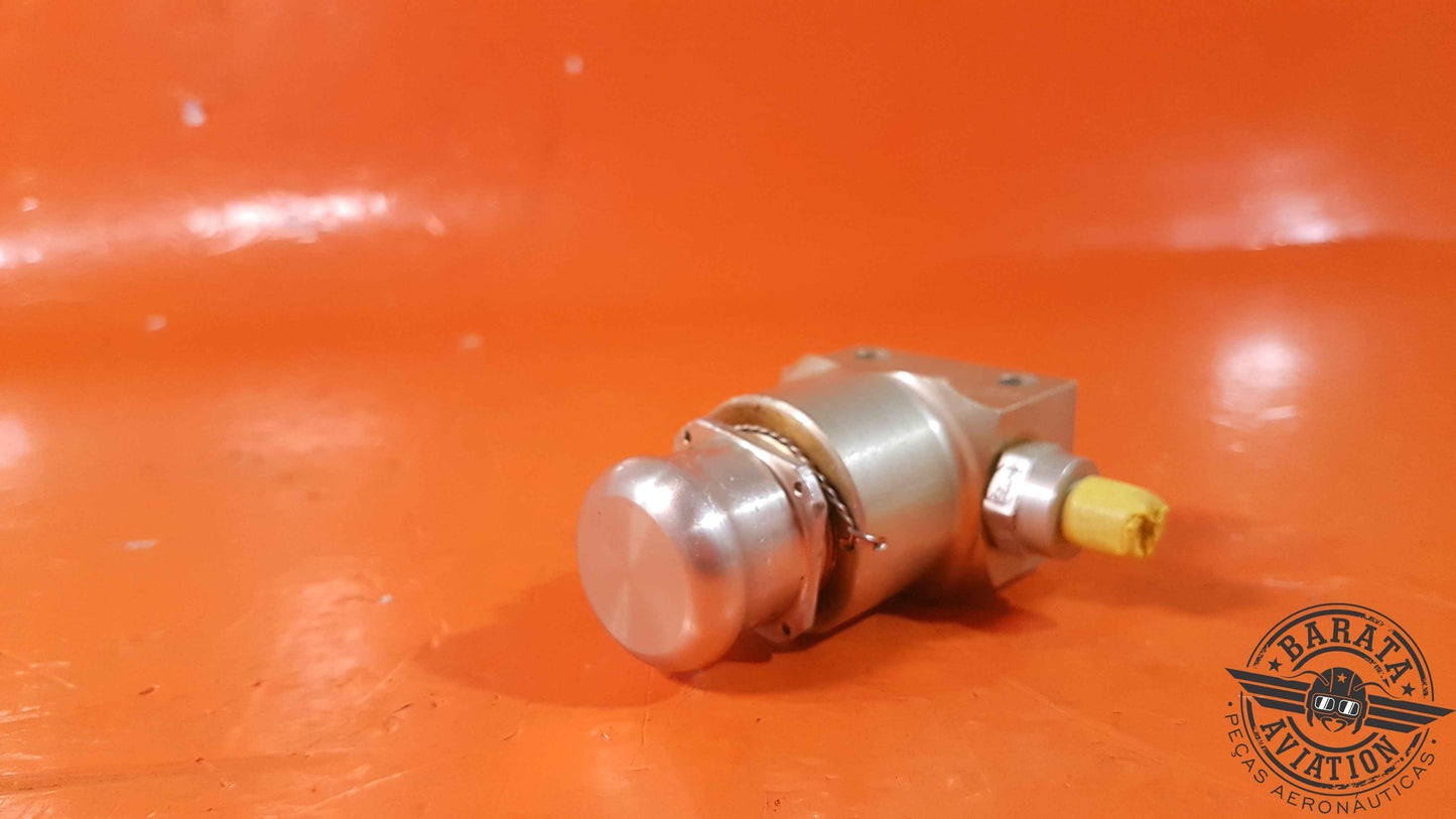 9914077-3   Cessna Hydraulic Filter Housing