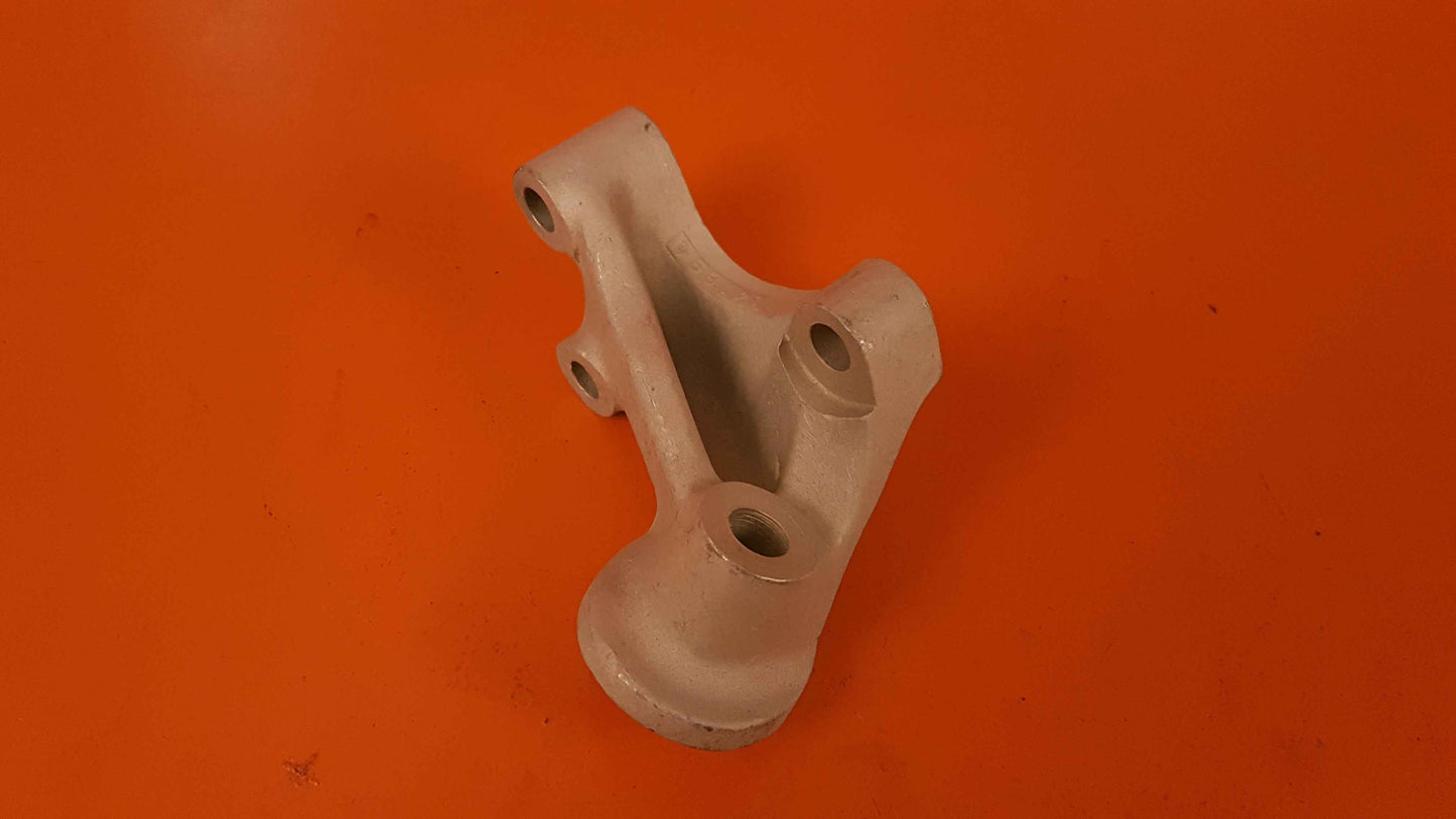 633761 Continental R/H Engine Mounting Bracket