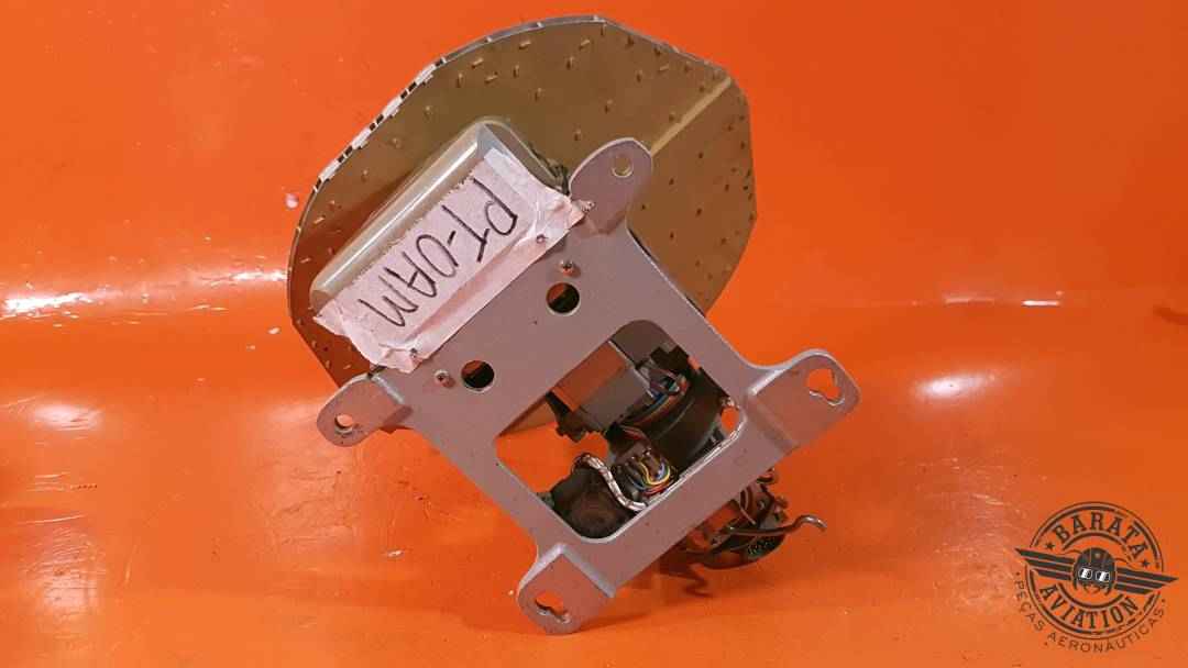 4006898-0501  Bendix Weather Radar Antenna