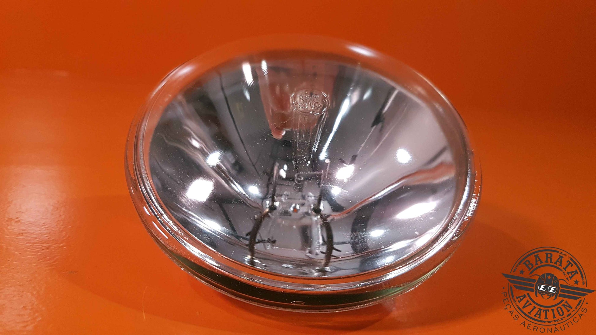 4580   G&E  All Glass Sealed Beam Lamp - Novo
