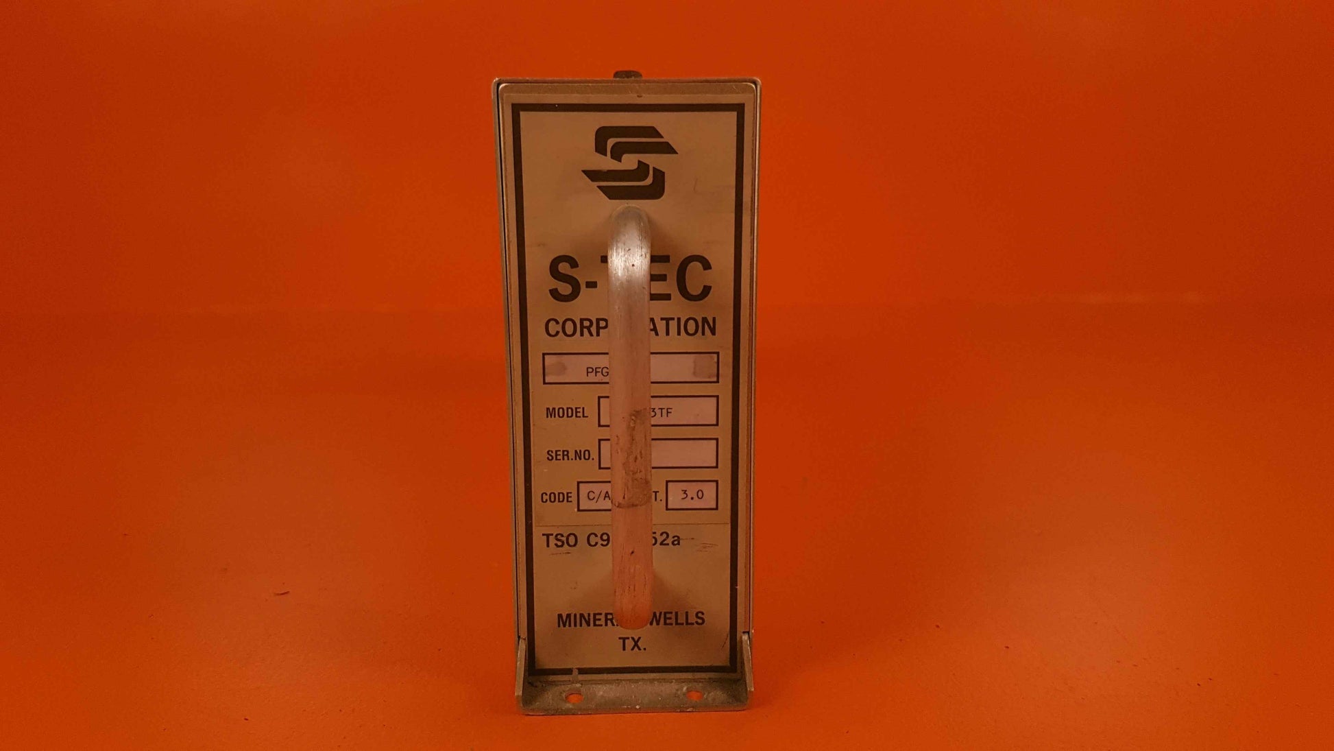 0110-3TF S-Tech Pitch Flight Guidance Computer