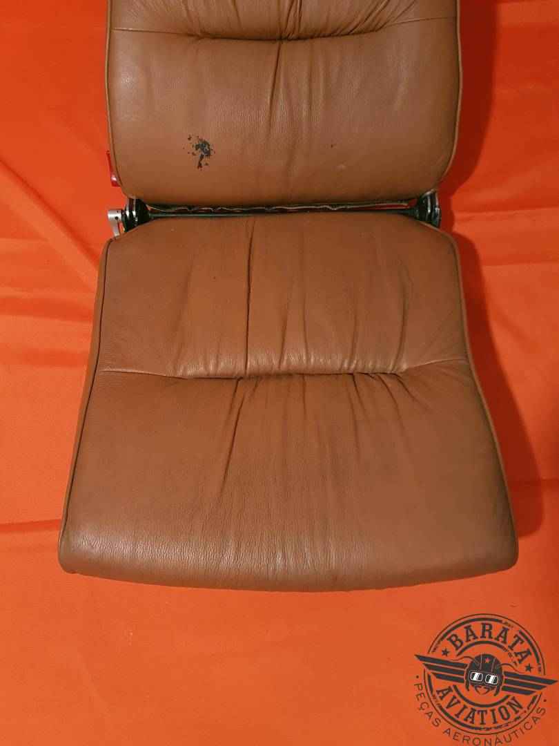 106-530056-1 Beech Baron 58 Seat Assembly L/H